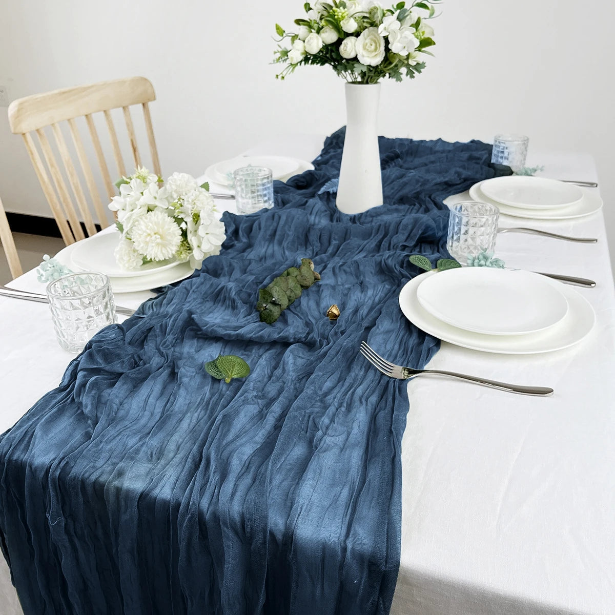 Romantic Gauze Table Runner