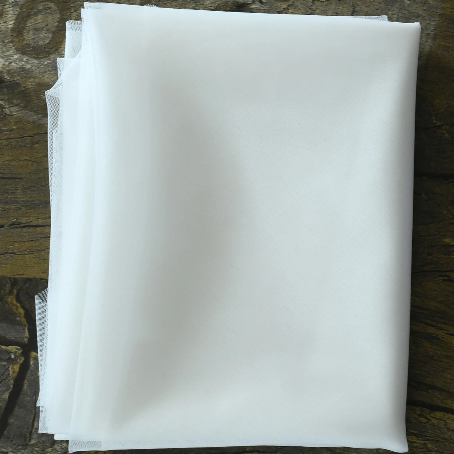 Classic Minimalist Single-Tier Wedding Veil