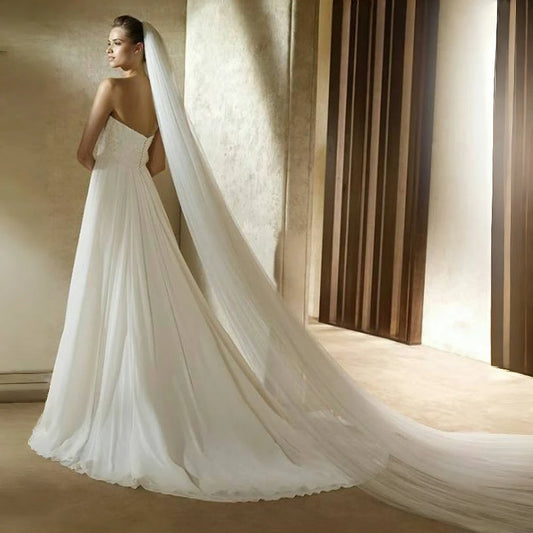 Classic Minimalist Single-Tier Wedding Veil
